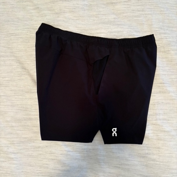 On Running Short, size L, Black - Picture 5 of 6